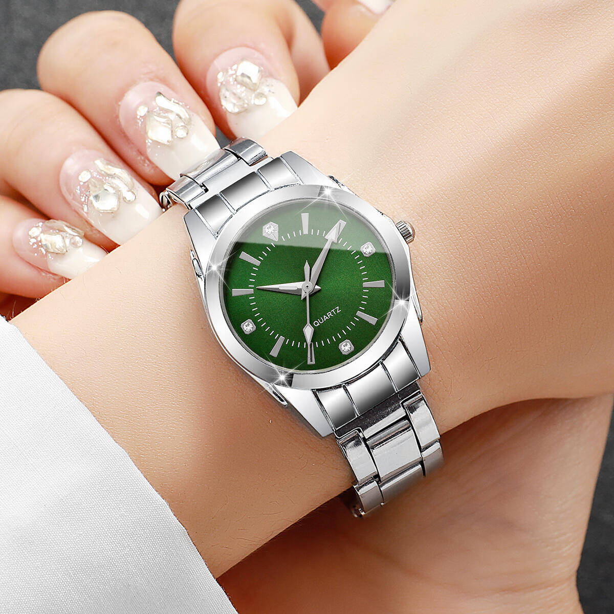 럭셔리 라인스톤 여성 시계 캐주얼 쿼츠 손목 시계 여성 - Luxury Watch Display Case 리뷰 및 가격