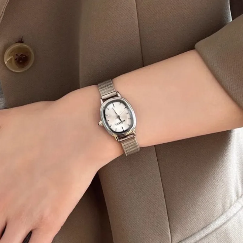 작은 타원형 다이얼 녹색 시계 간단한 스테인레스 스틸  - Luxury Watch For Women 리뷰 및 가격